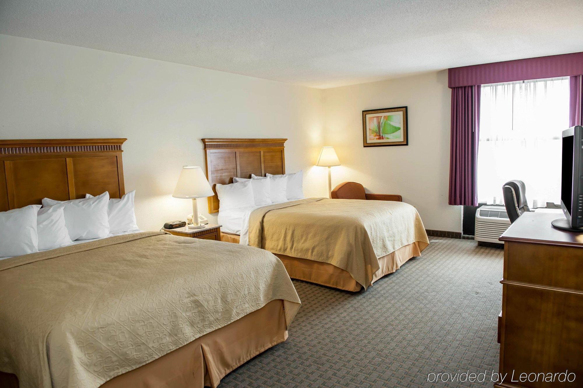 Quality Inn And Suites Indianapolis Exterior foto